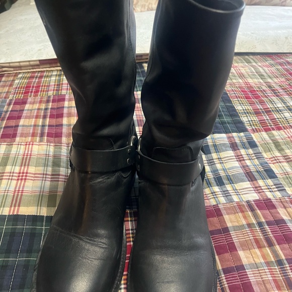 Charles David Black Leather Footwear - Picture 2 of 6